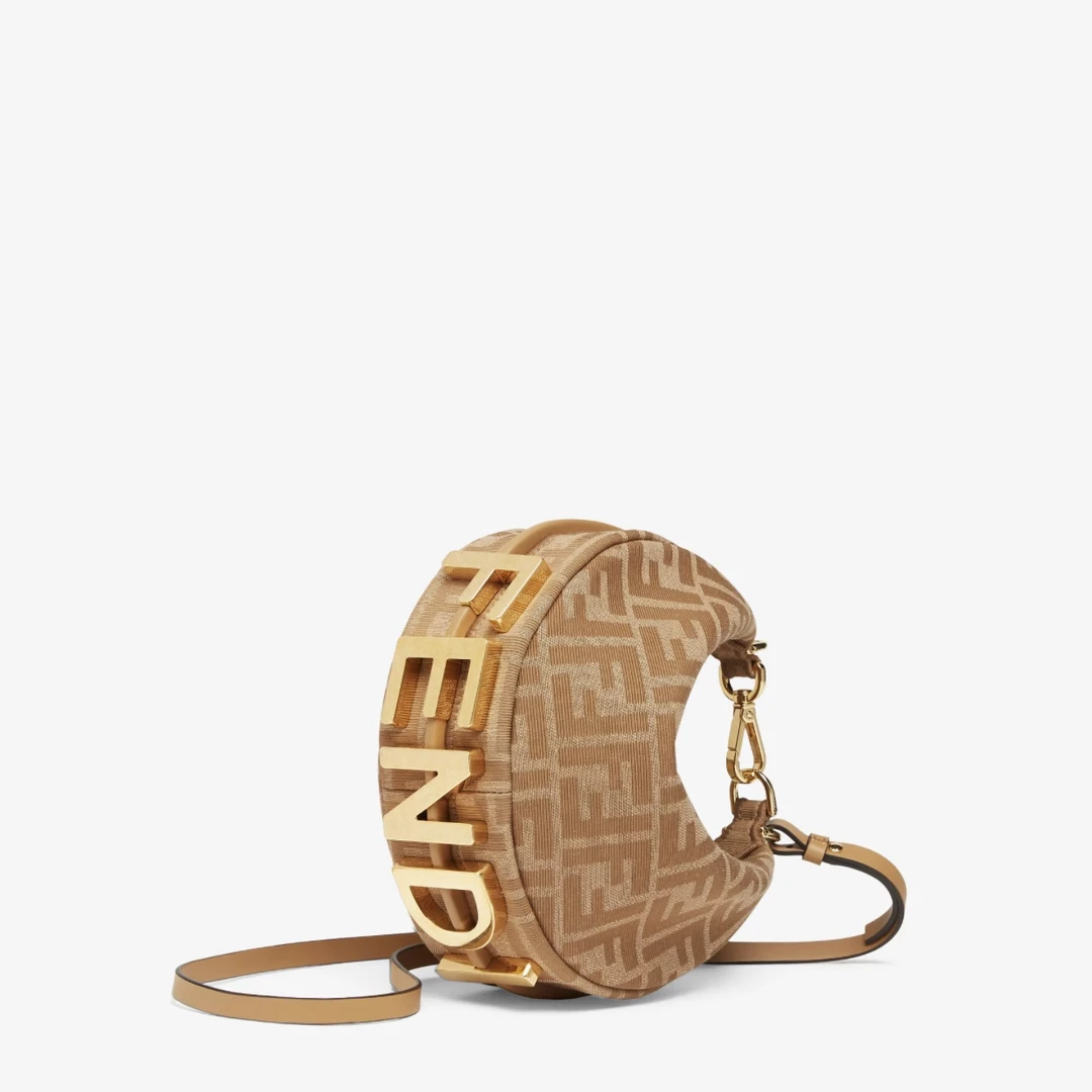 全新未使用 FENDI/芬迪 fendi女款双F迷你graphy手袋