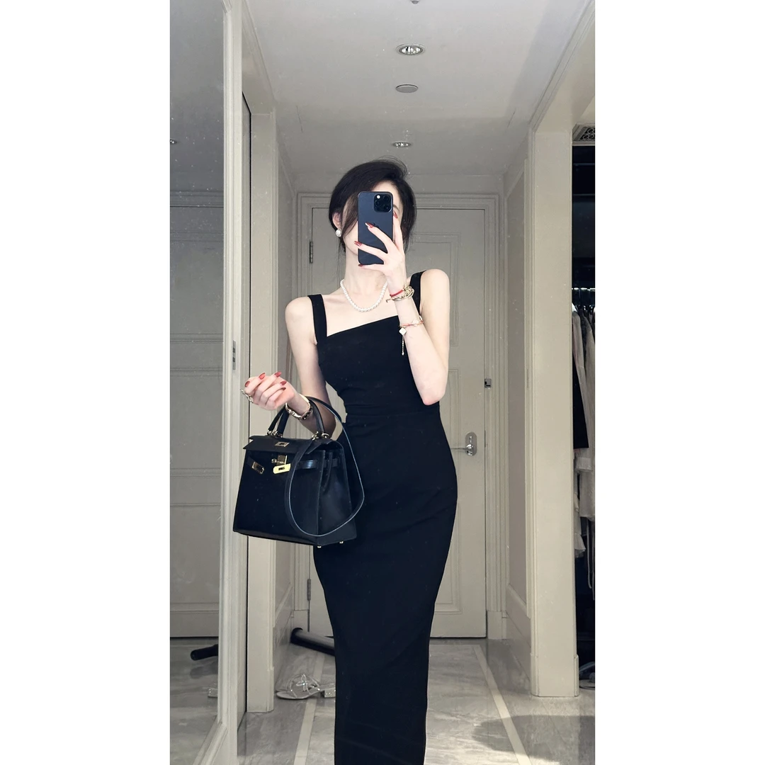 【雅乔定制】画廊女孩 可脱卸肩带黑色抹胸连衣裙DYLL-23106206