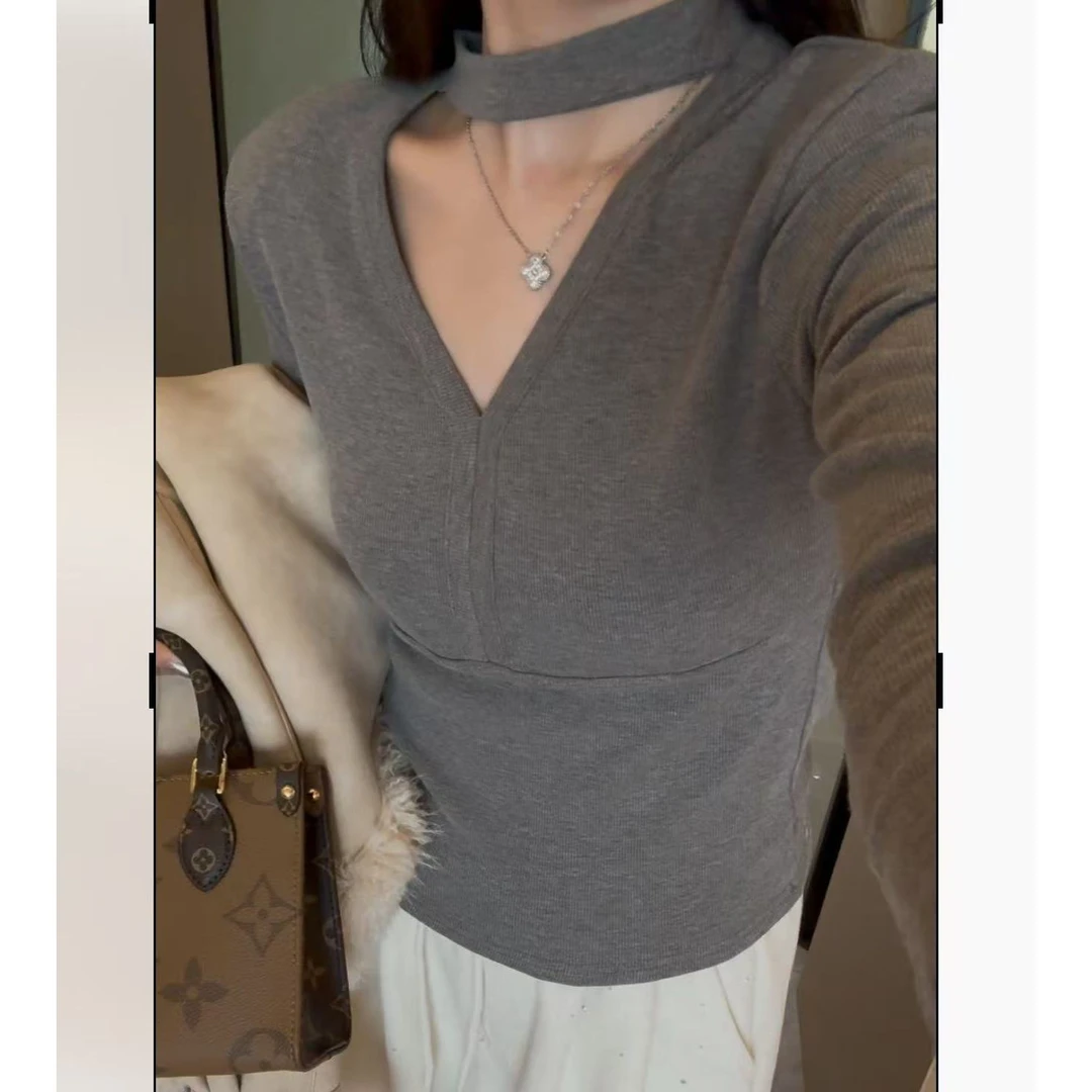 【京妮儿推荐】秋季新款挂脖V领修身打底长袖时尚针织显瘦2933