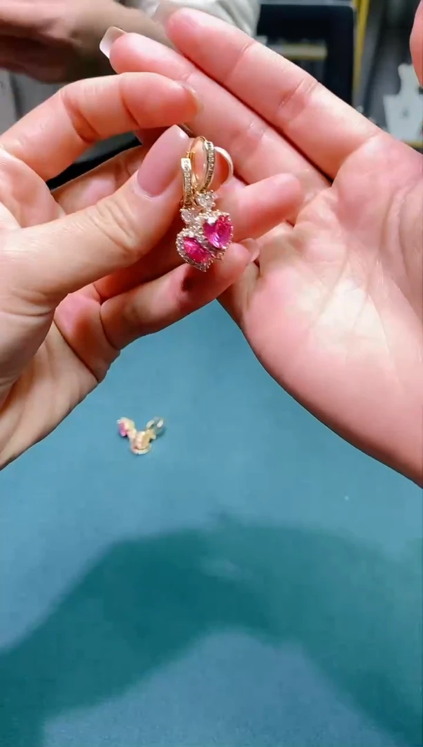 【闪购商品】变色蓝宝石戒指未镶嵌106