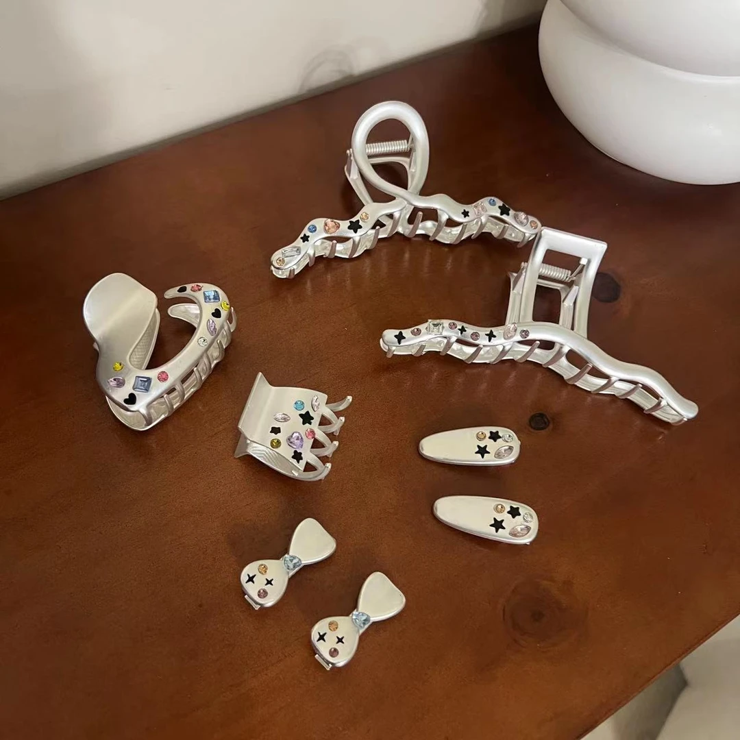 美饰随心 原创彩虹星星减龄气质高级感发夹个性鲨鱼夹子百搭小众