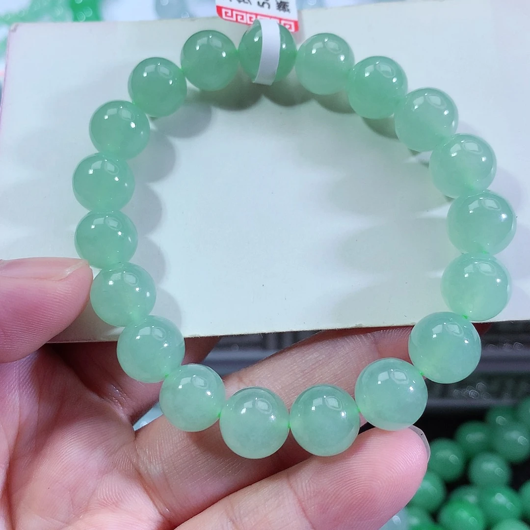翡翠手链未镶嵌卡10