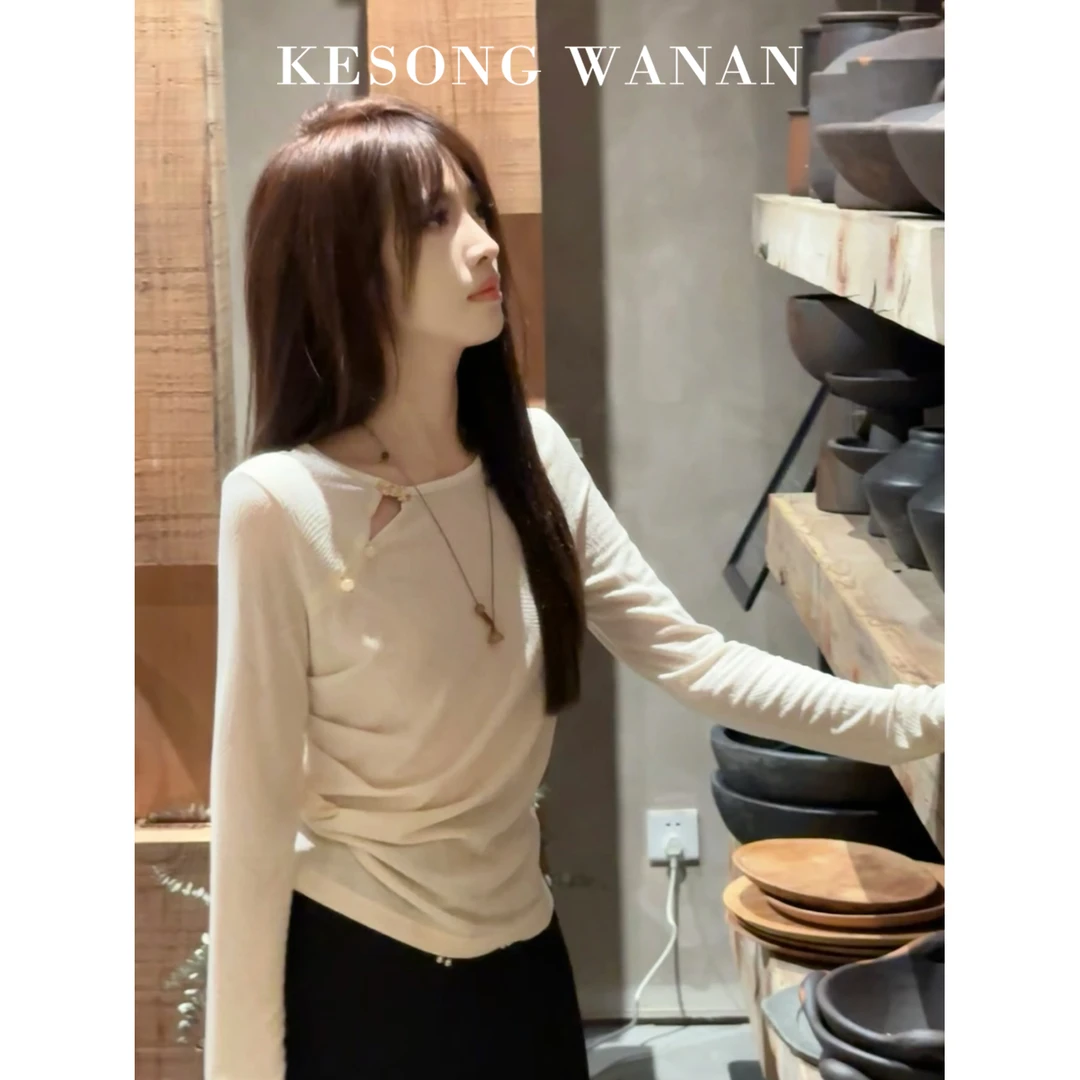 [内购福利]KESONG【素调主义】设计款修身软软收褶长袖T恤S6005P