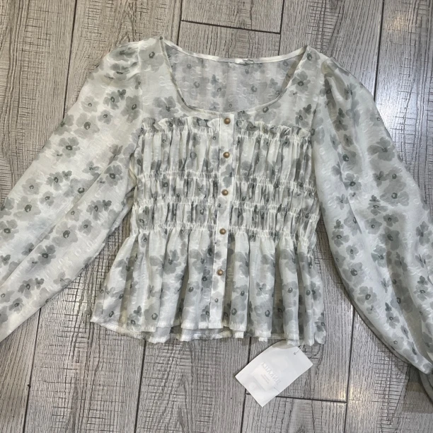 韩系简约百搭衬衫碎花长袖