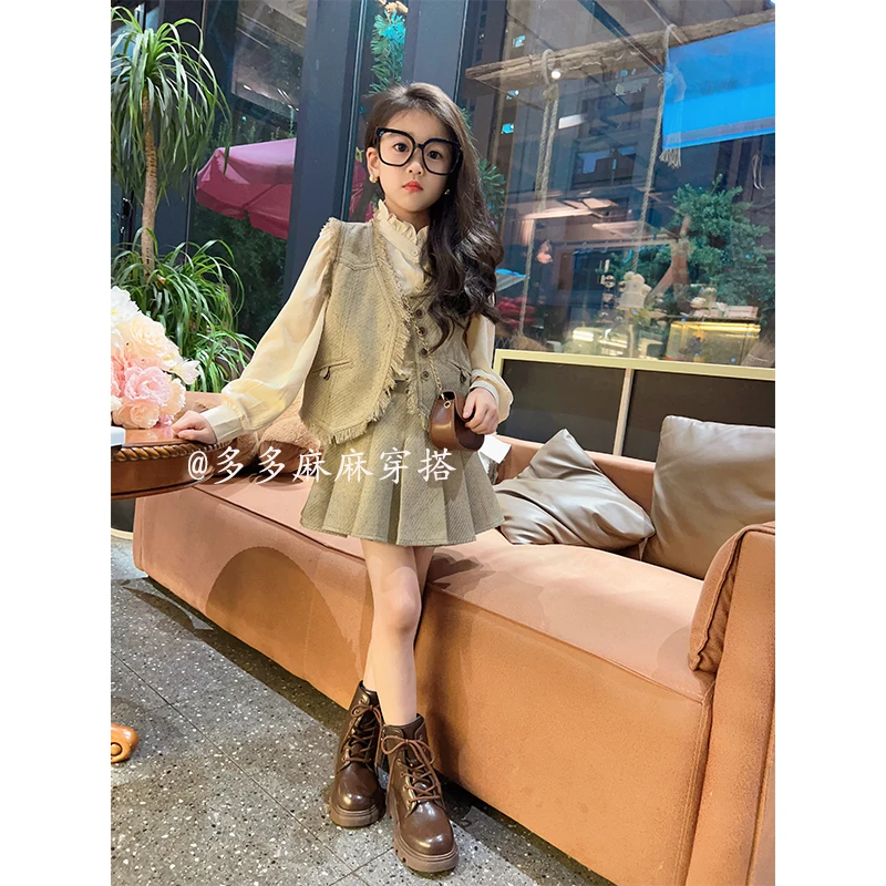 女童复古荷叶边衬衫+小香风毛边马甲+百褶裙三件套套装23759#