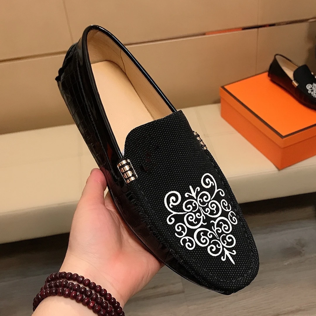 潮流新款豆豆鞋男鞋网红爆款懒人套脚皮鞋一脚蹬真皮透气乐福鞋男