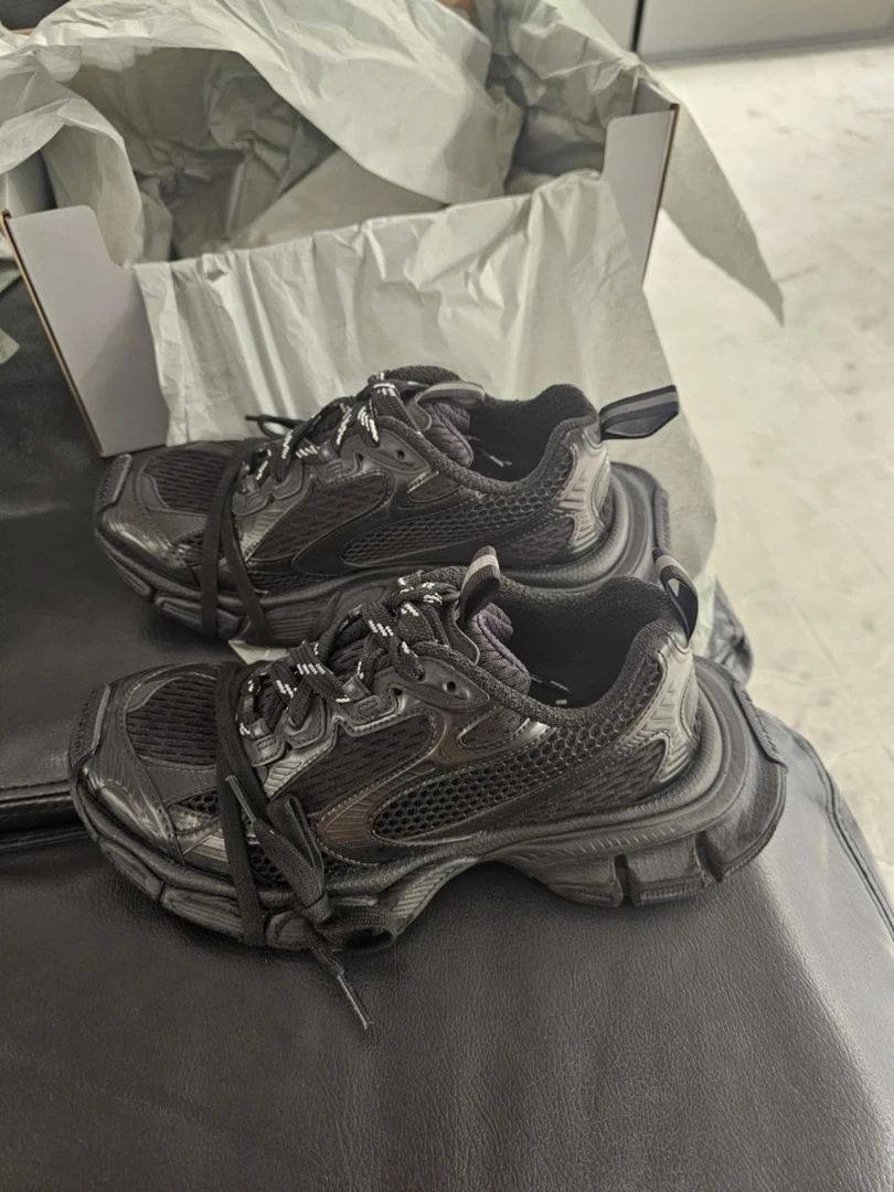 未使用 Balenciaga/巴黎世家 巴黎世家 3xl  鞋 黑色