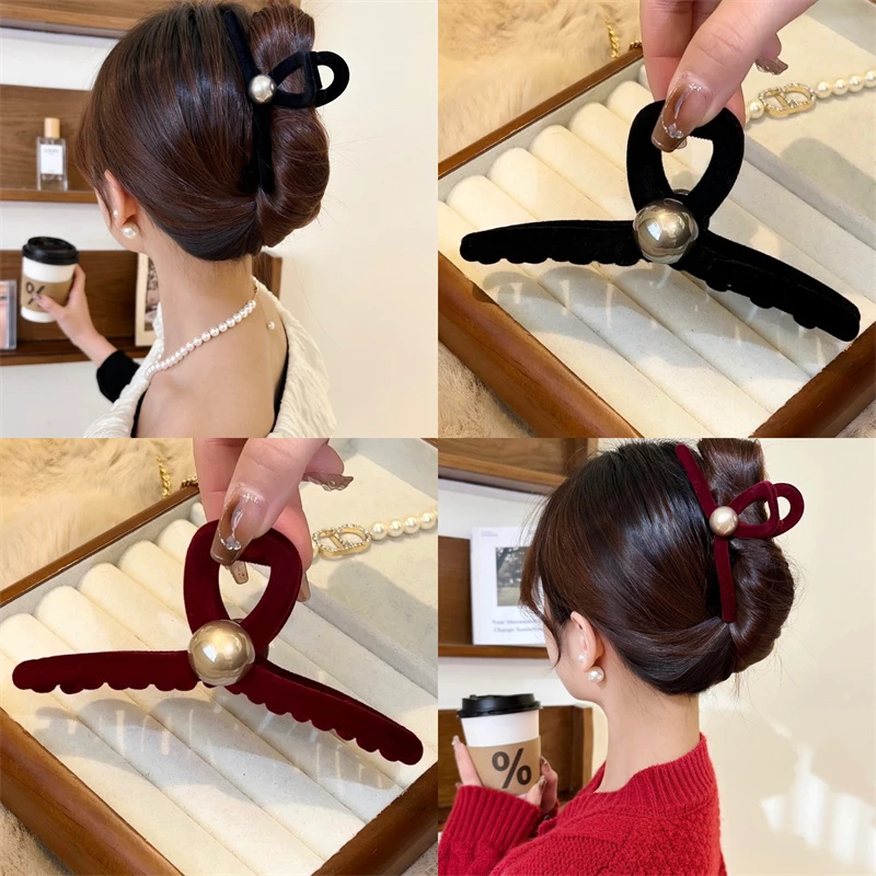 抓夹新年红色鲨鱼夹珠珠丝绒大号气质百搭日韩发抓发夹子