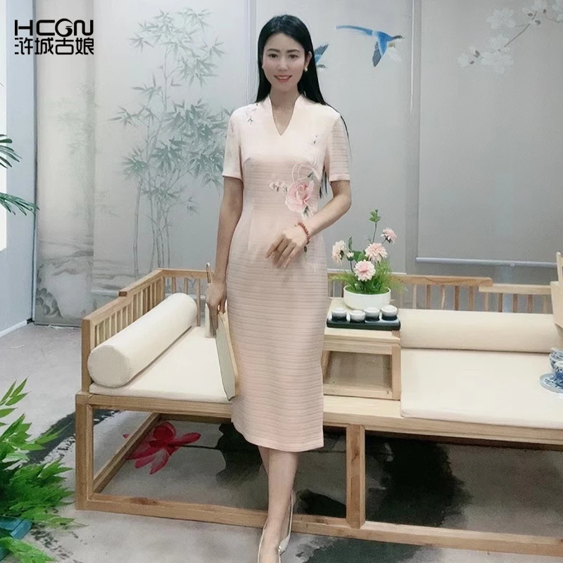浒城古娘春夏中式果粉色刺绣花气质优雅减龄女云瑞连衣裙BMT17697