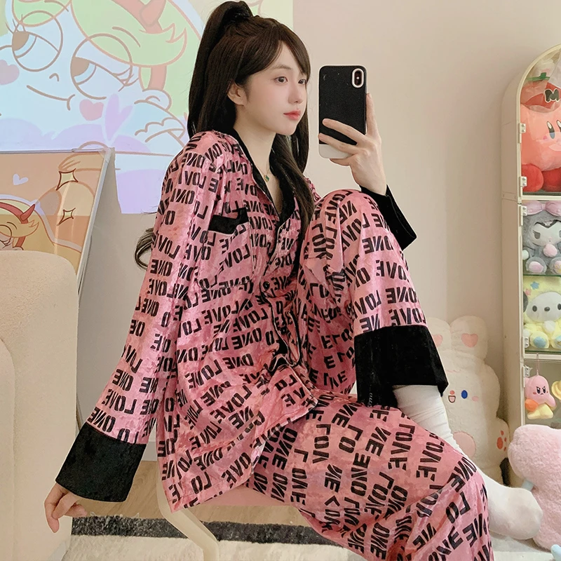 2024春秋季新款金丝绒睡衣女套装长袖时尚薄款宽松洋气外出家居服