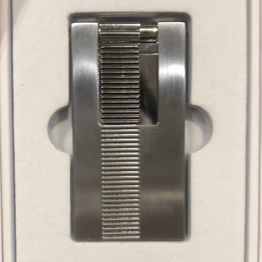 天梯条纹打火机KL