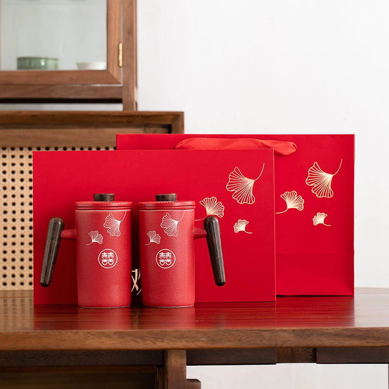 结婚伴手礼高档对杯家用创意陶瓷情侣杯国潮带盖婚庆礼盒装送新人