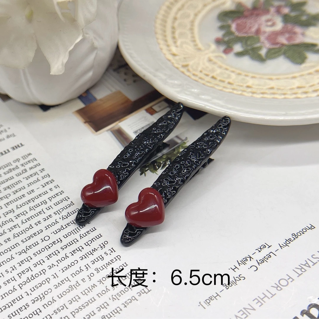 BAOSHATI/宝莎缇F-787韩版红色爱心鸭嘴夹一对