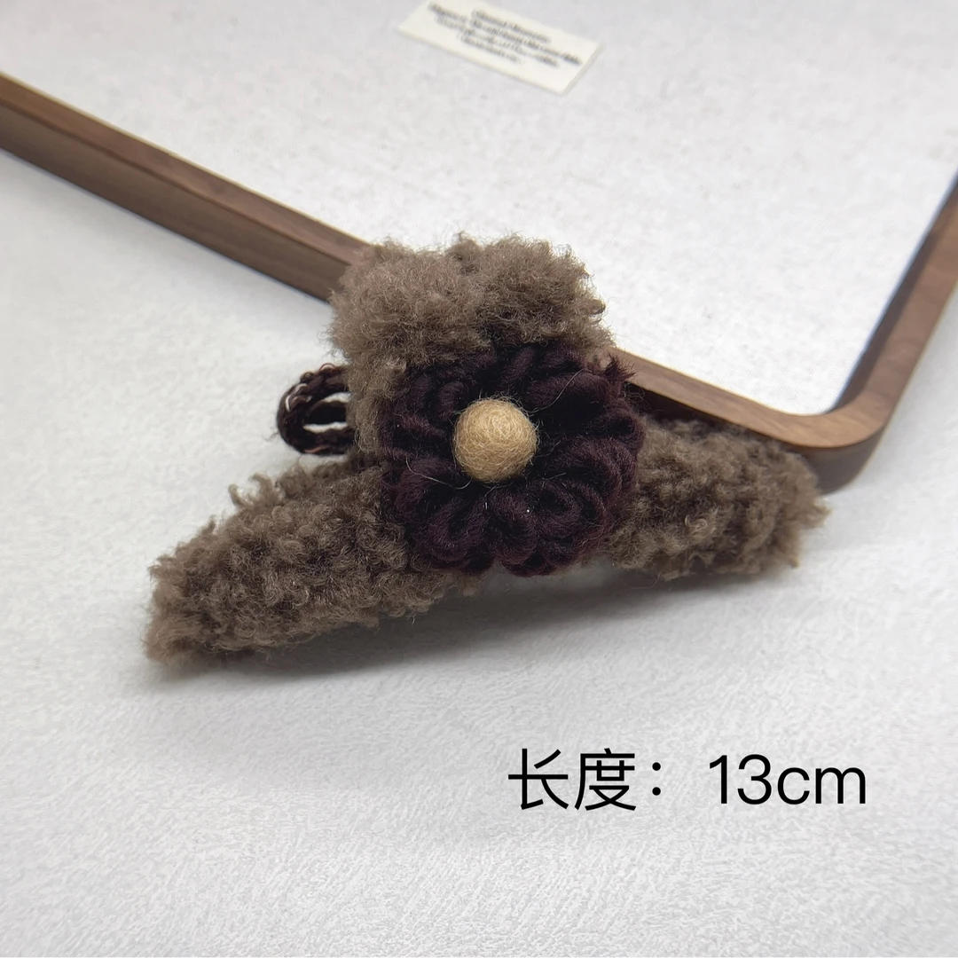 BAOSHATI/宝莎缇F-260韩版秋冬毛绒绒大抓夹