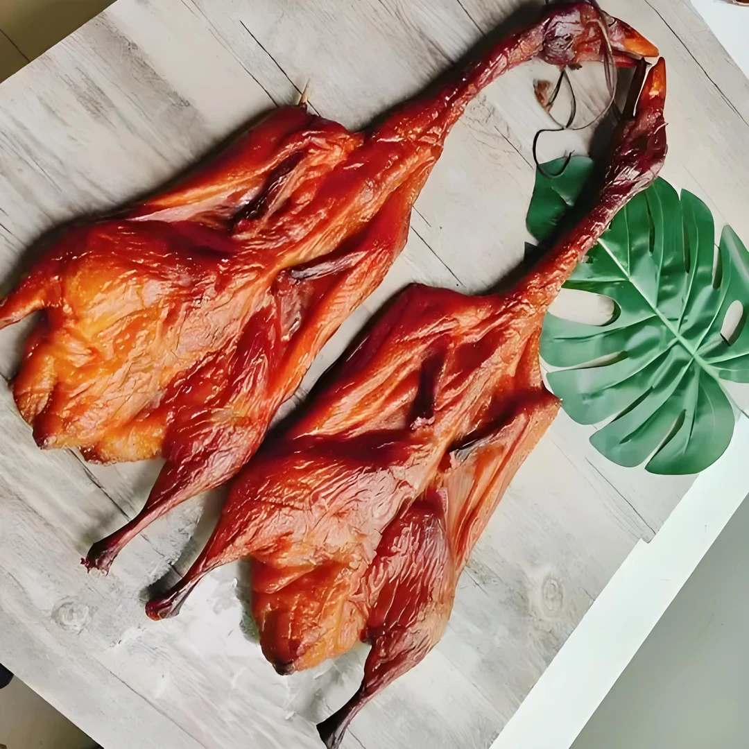 腊味时光正宗新鲜下酒菜烟熏【鸭子]香肉质紧实 散装称重 真空包装