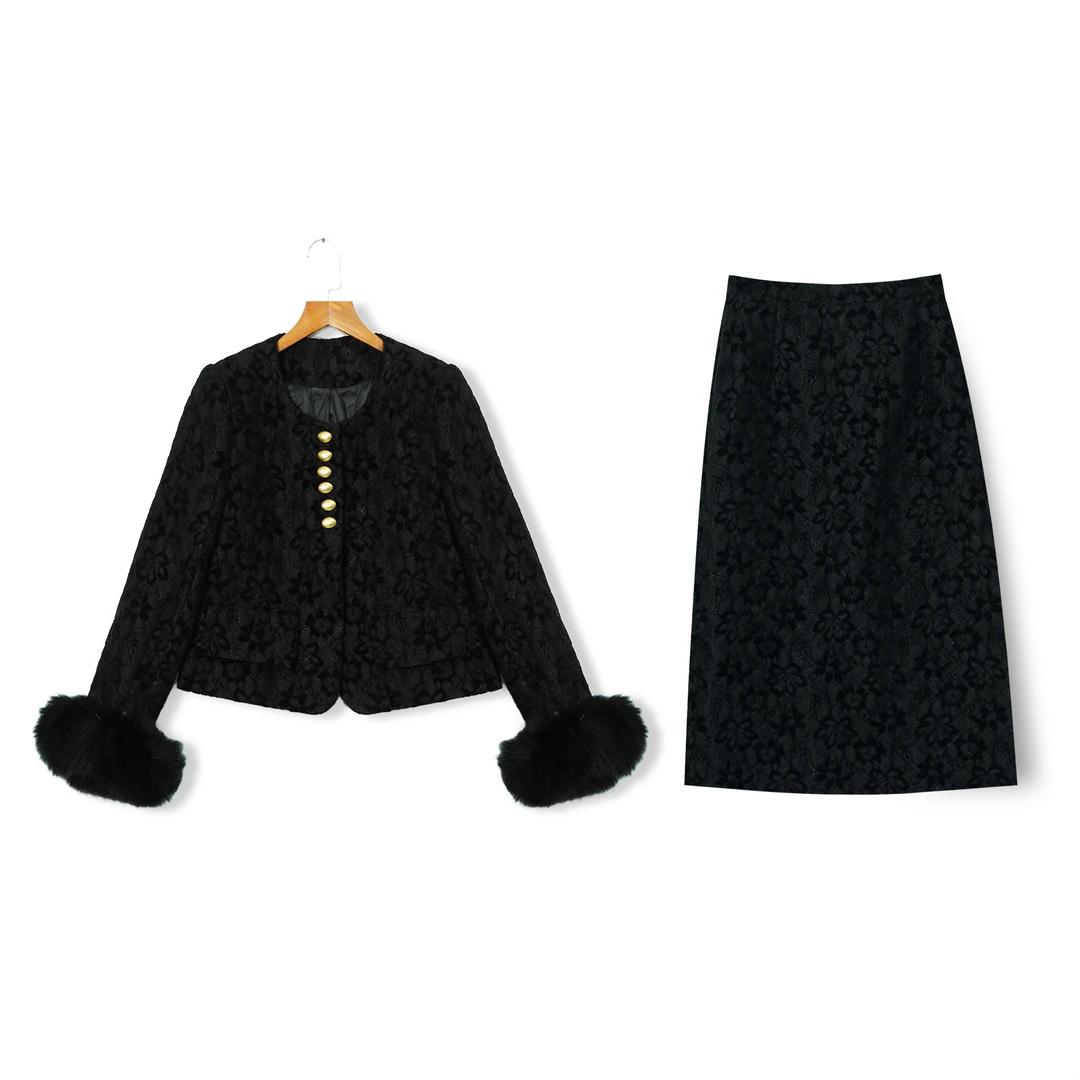 2024冬季新款肌理感面料袖口狐狸毛轻奢高级感新中式羽绒套装