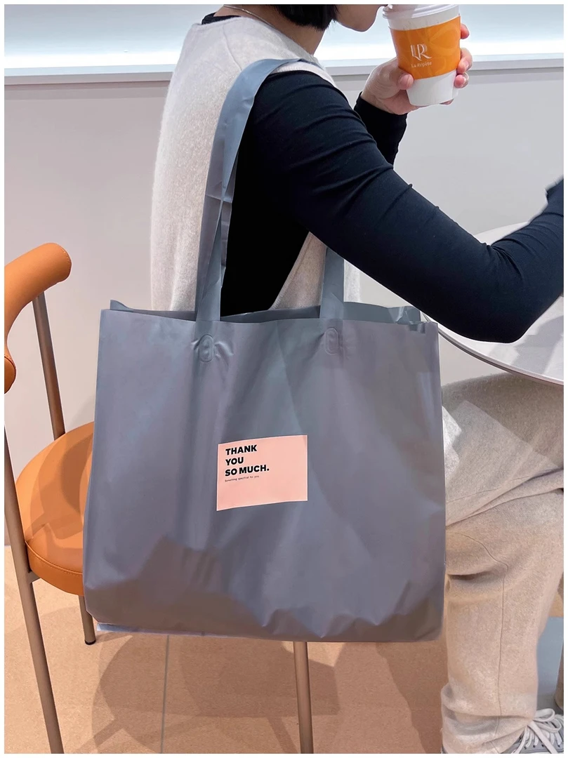 服装店手提袋女装肩背礼品包装袋批发衣服磨砂手拎袋1