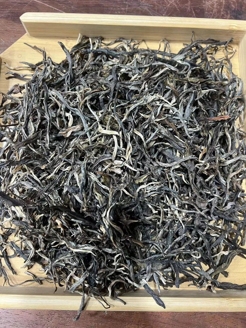 【老班章】2024年大树头春 普洱茶生茶（散茶）16克