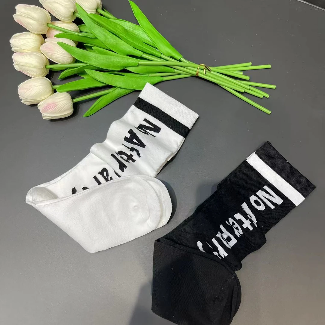 【乔家】简约百搭高筒袜WZ31