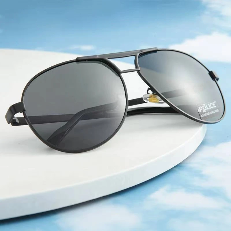 31863经典帅气百搭防紫外线时尚户外超轻便携偏光通用太阳眼镜