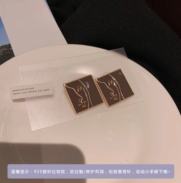 合金耳饰 冷淡风百搭耳钉女气质19TS739-03