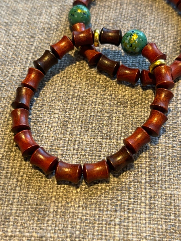 11072 印度小叶紫檀竹节漆珠款手串8mm