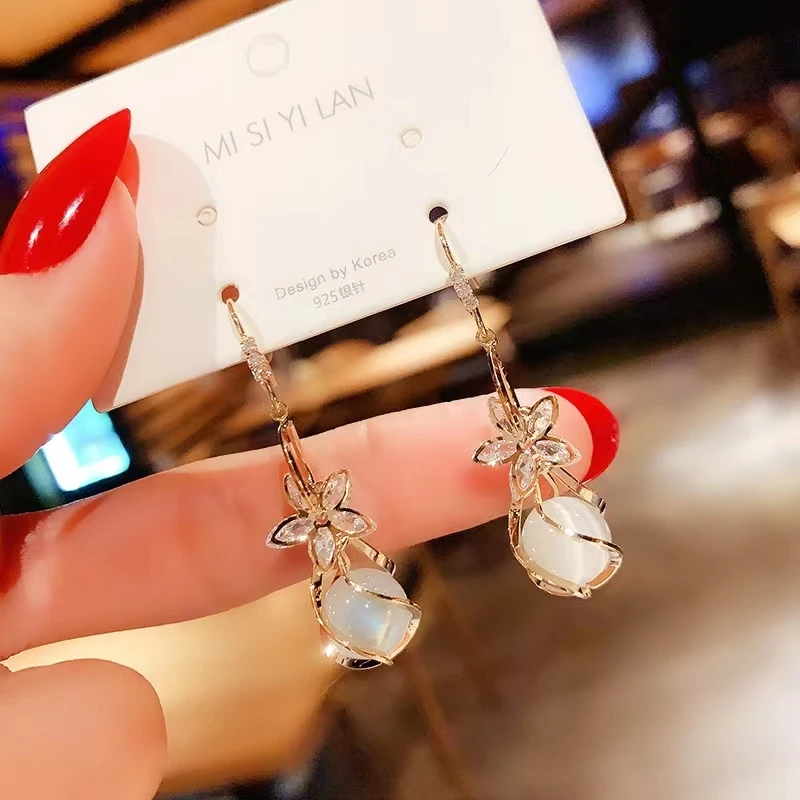 铜合金铅玻璃耳饰 时尚百搭花瓣耳坠