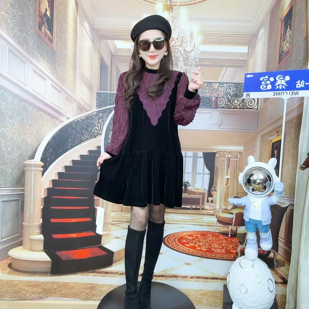 新款金丝绒蕾丝娃娃领拼接连衣裙