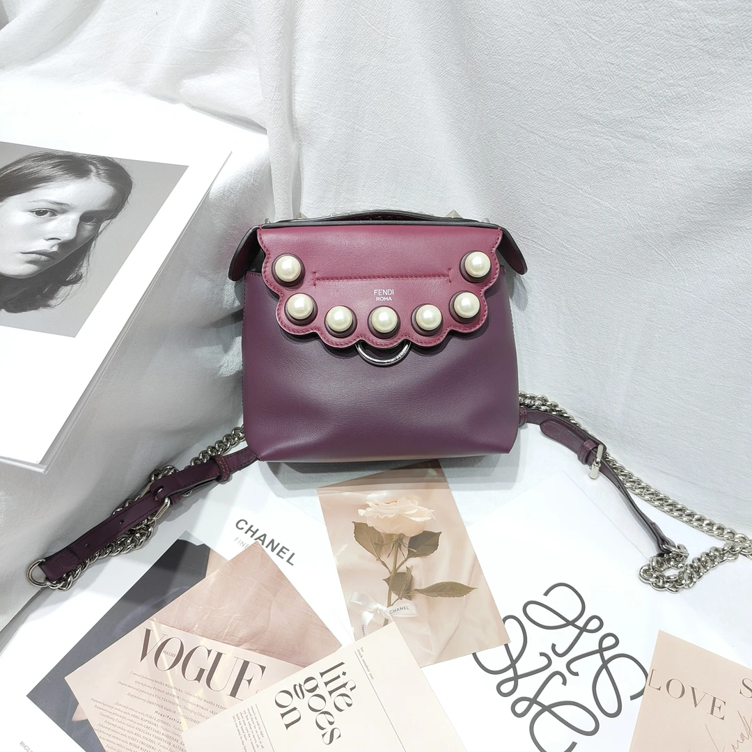 95新 FENDI/芬迪 芬迪紫色书包YM
