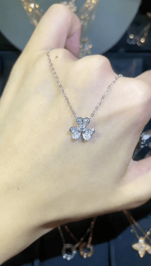 【闪购商品】钻石套链18K金镶嵌18K金白  多人  三花