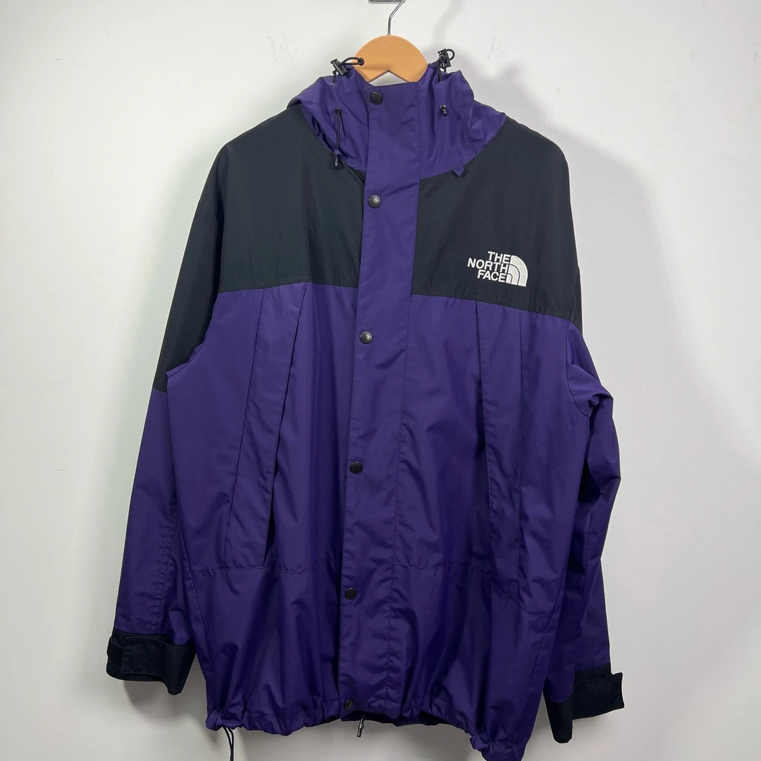The North Face/北面 全新 连帽冲锋衣外套黑紫色 xl码 #2562
