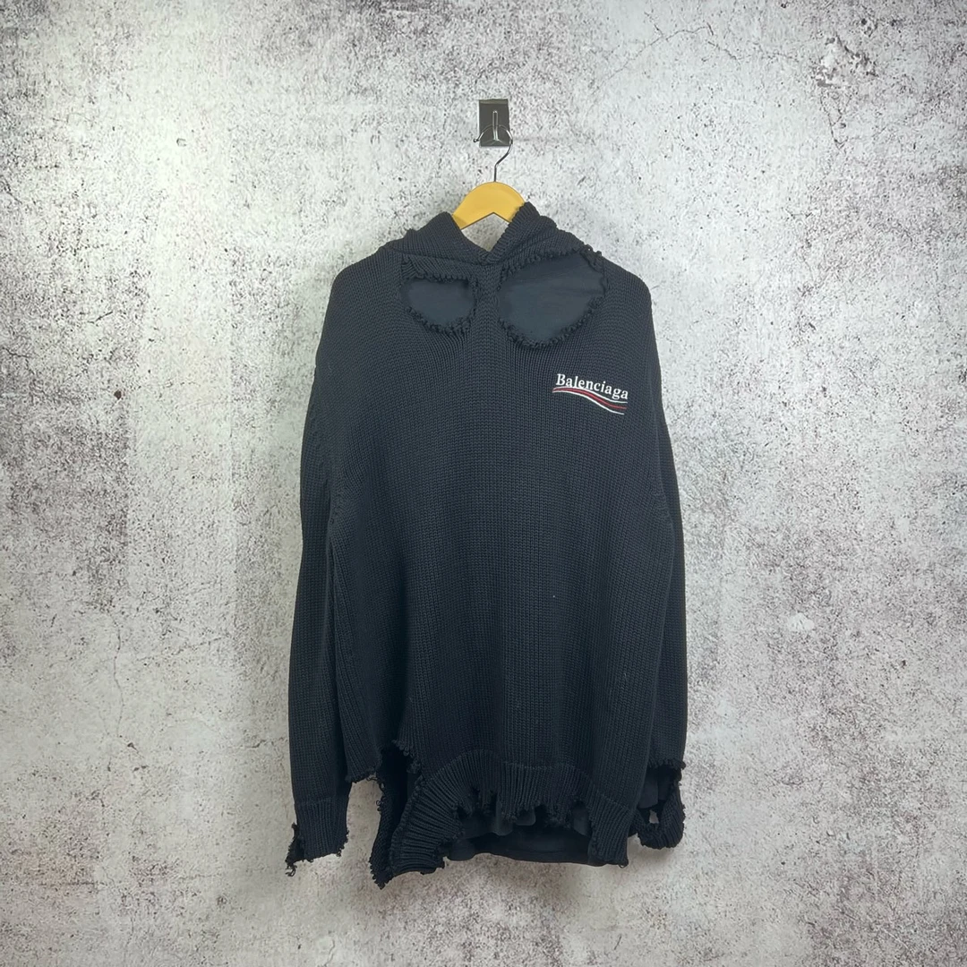 【全新带吊】Balenciaga巴黎世家 黑色破坏刺绣帽衫 假两件 /xs码