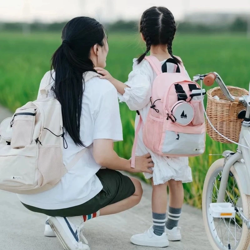 日本SHUKIKU儿童出旅游亲子背包男女孩小学生1年级幼儿园双肩书包