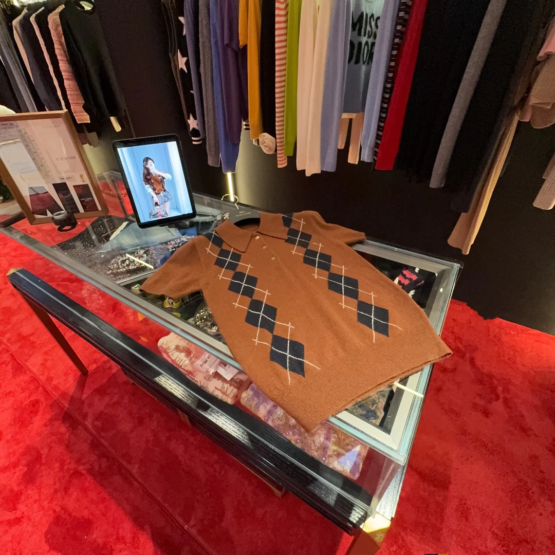 HM 24/FW 复古学院风polo领针织衫#焦糖色#秋季穿搭