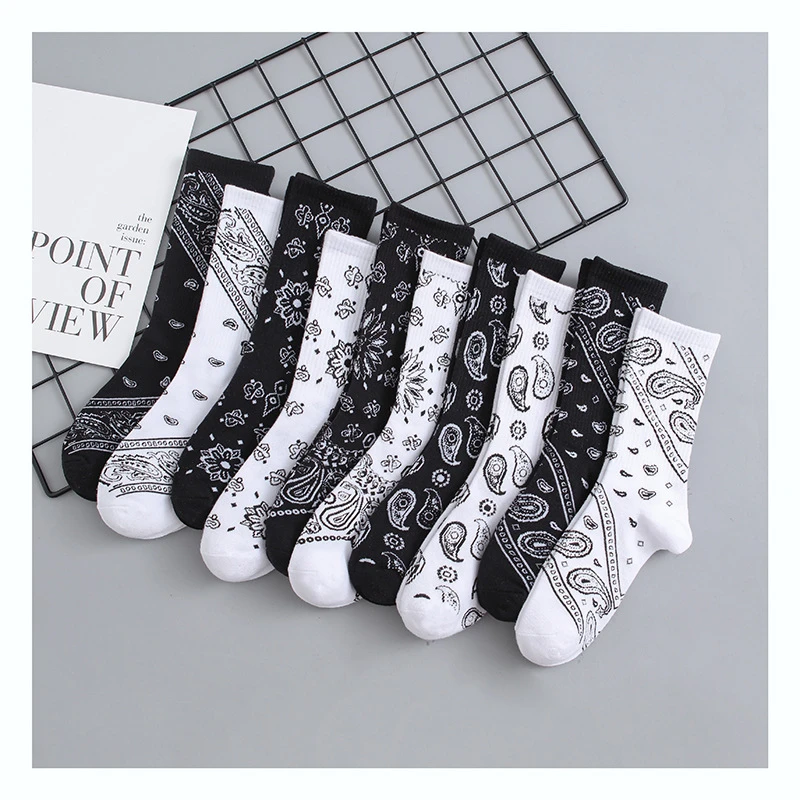 【潮流男袜】潮牌西海岸纯棉黑白腰果花袜子男女长袜中筒袜