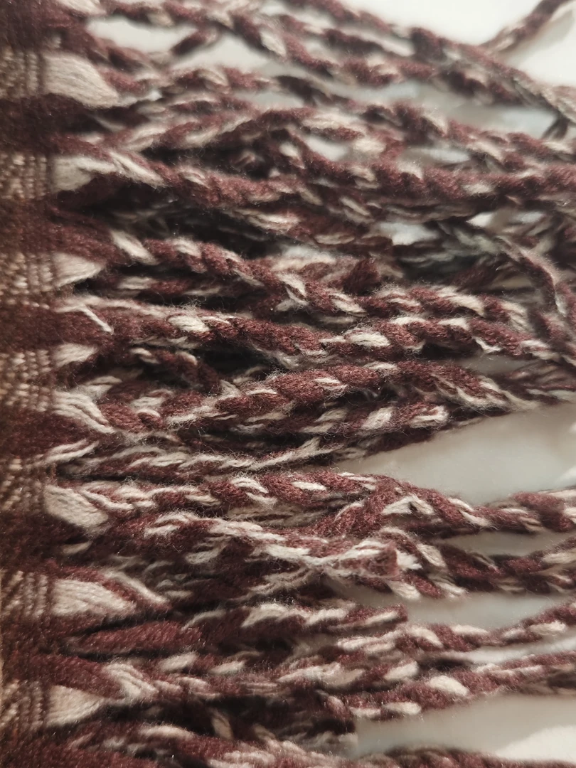 时尚轻奢休闲复古百搭女士披肩围巾围脖棕色