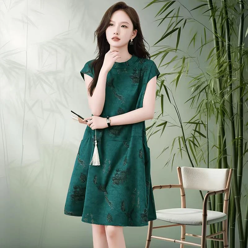 高端时尚国风女装连衣裙女夏季2024新款宽松豆瘦遮肉落肩袖印花裙