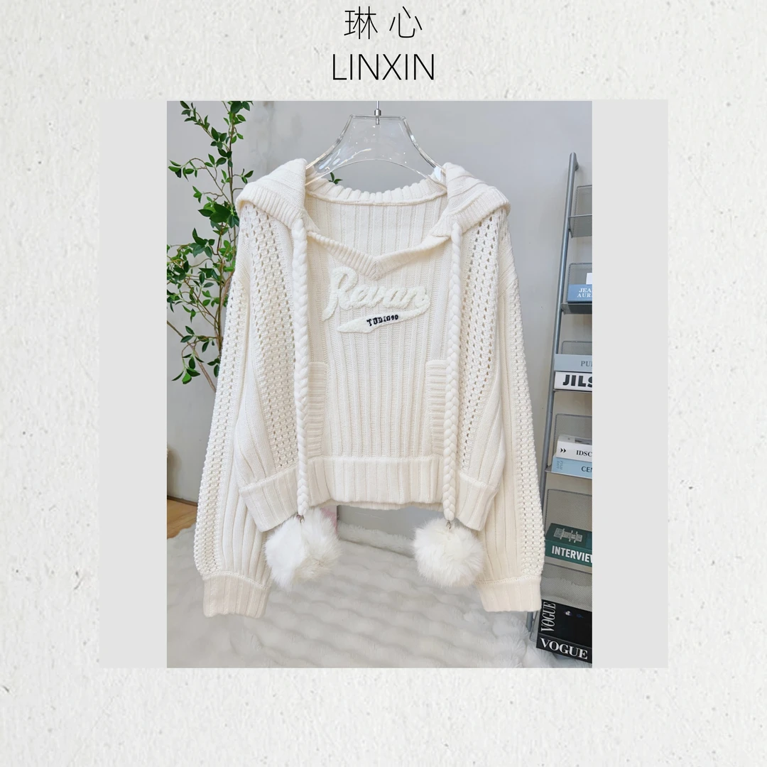 琳心早秋宽松气质时尚百搭球球抽带长袖连帽套头衫0094