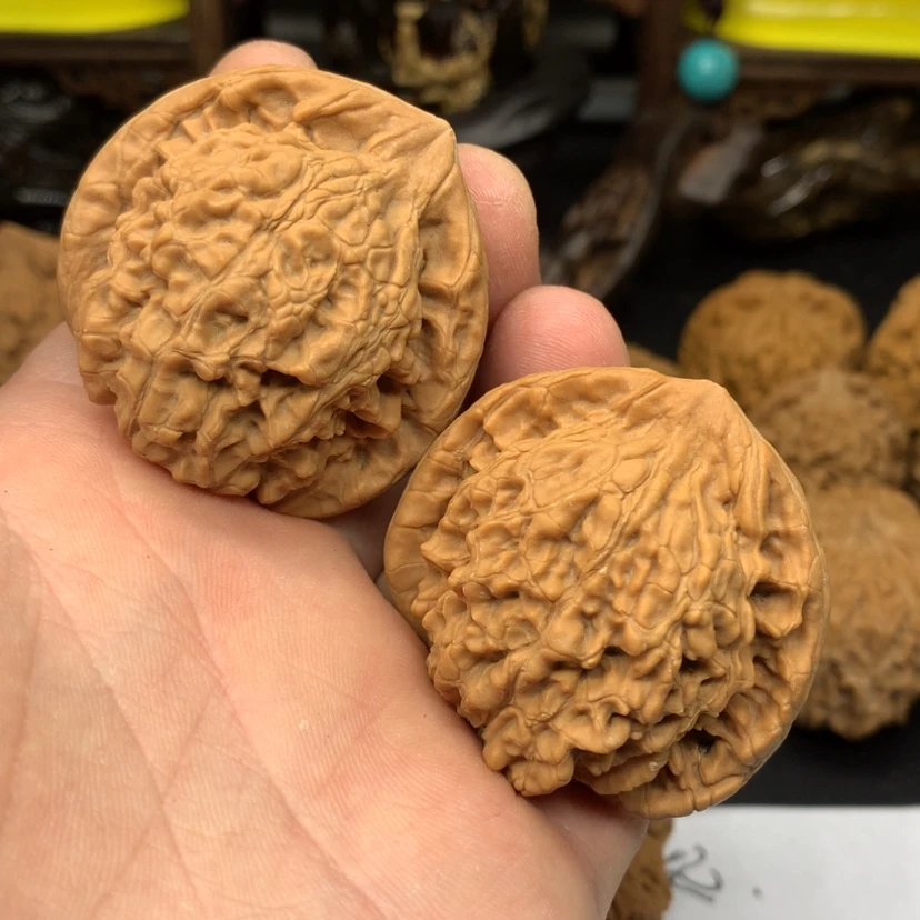 【闪购商品】文玩核桃吊坠练手官帽