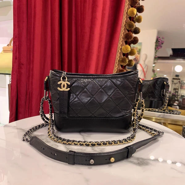 95新 Chanel/香奈儿 流浪包黑金小号油蜡皮单肩包/33387796