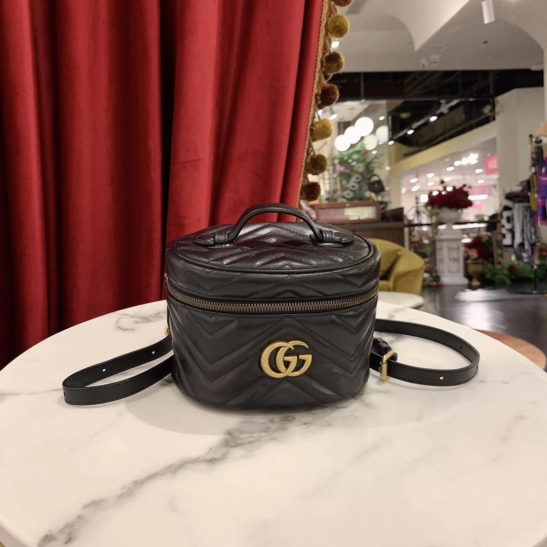 95新 GUCCI/古驰 GGS马蒙化妆包双肩包书包黑金牛皮72537389