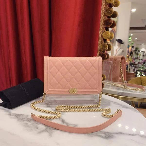 95新 Chanel/香奈儿 leboy woc粉色金扣荔枝牛皮/单肩包/24326171