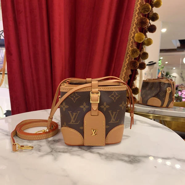 99新  LouisVuitton/路易威登 路易威登/GGS路易威登烧麦老花金扣