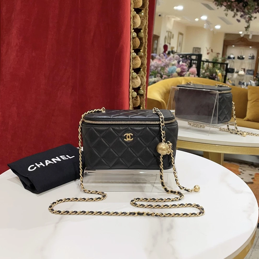 99新 Chanel/香奈儿 金球长盒子黑金单肩包/72082897