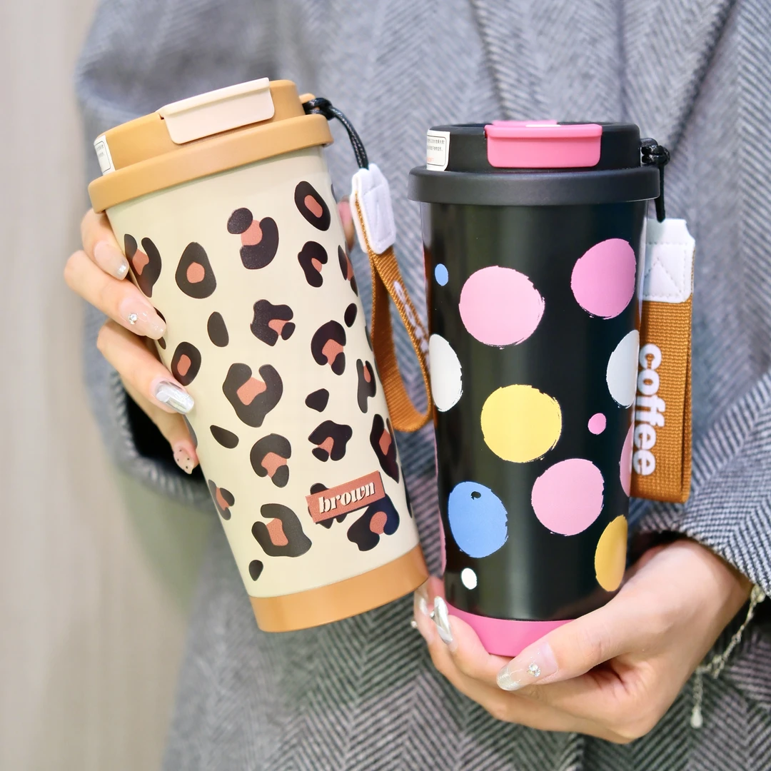 高颜值咖啡保温杯新款2024双饮水杯女生大容量夏季带吸管随行杯子