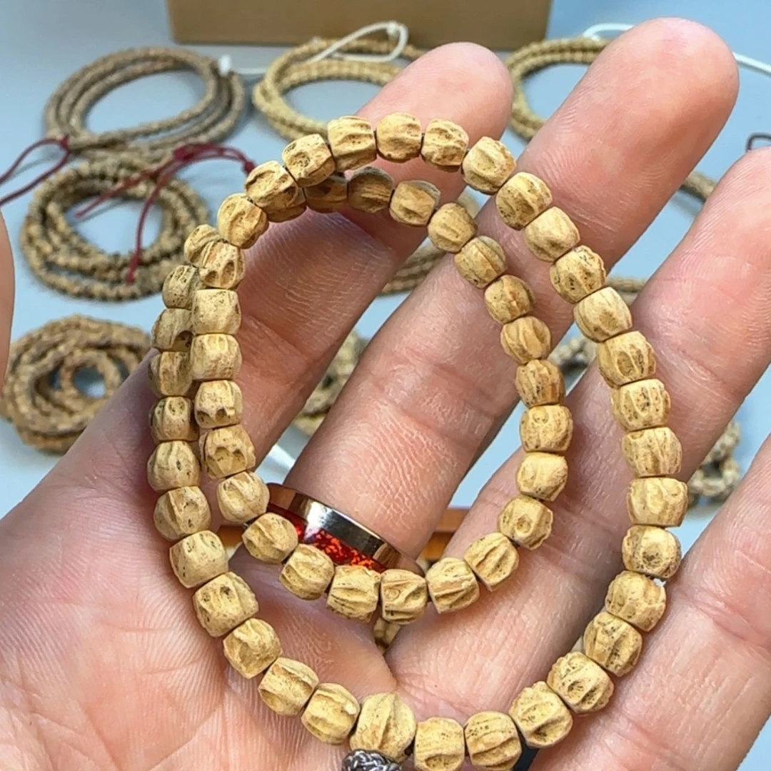 【闪购商品】柏香籽/百香籽吊坠懒*驼
