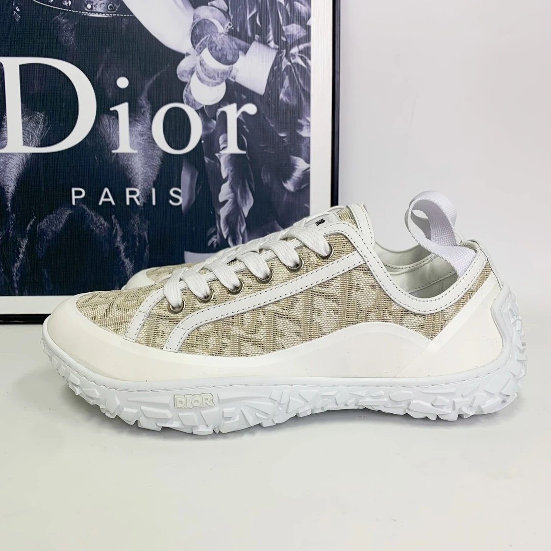 全新未使用 DIOR/迪奥 Dior迪奥B28系列米白色运动老爹鞋潮流