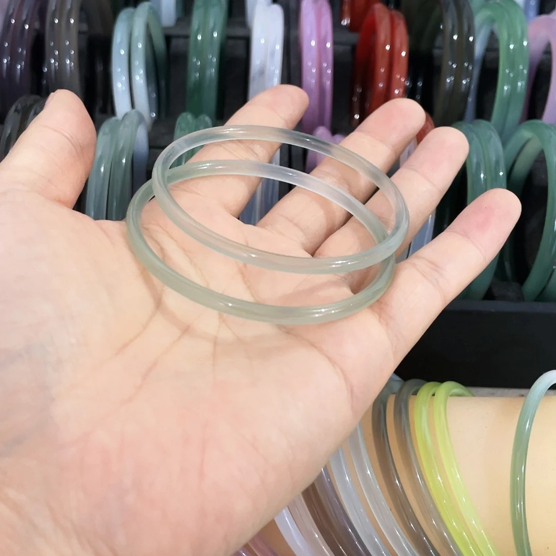 玛瑙/玉髓手镯未镶嵌玉***