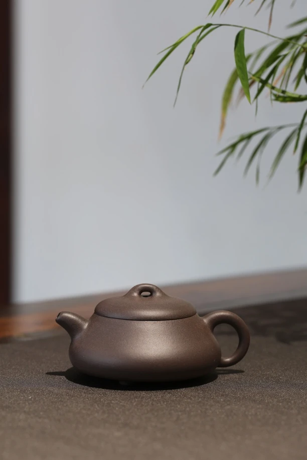 骆晨煜 矮石瓢 紫砂壶 景宁堂