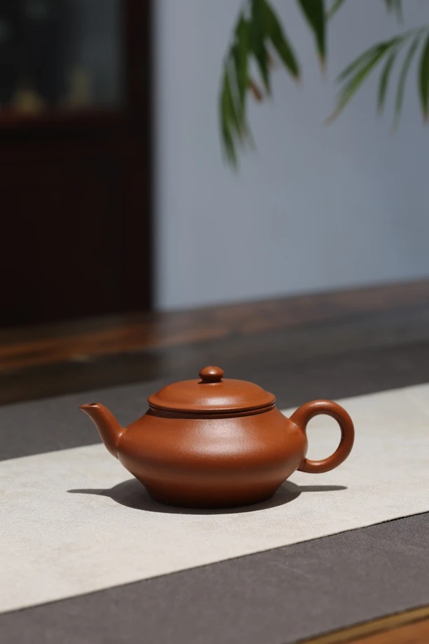 徐金根 虚扁 朱泥 120cc 紫砂壶